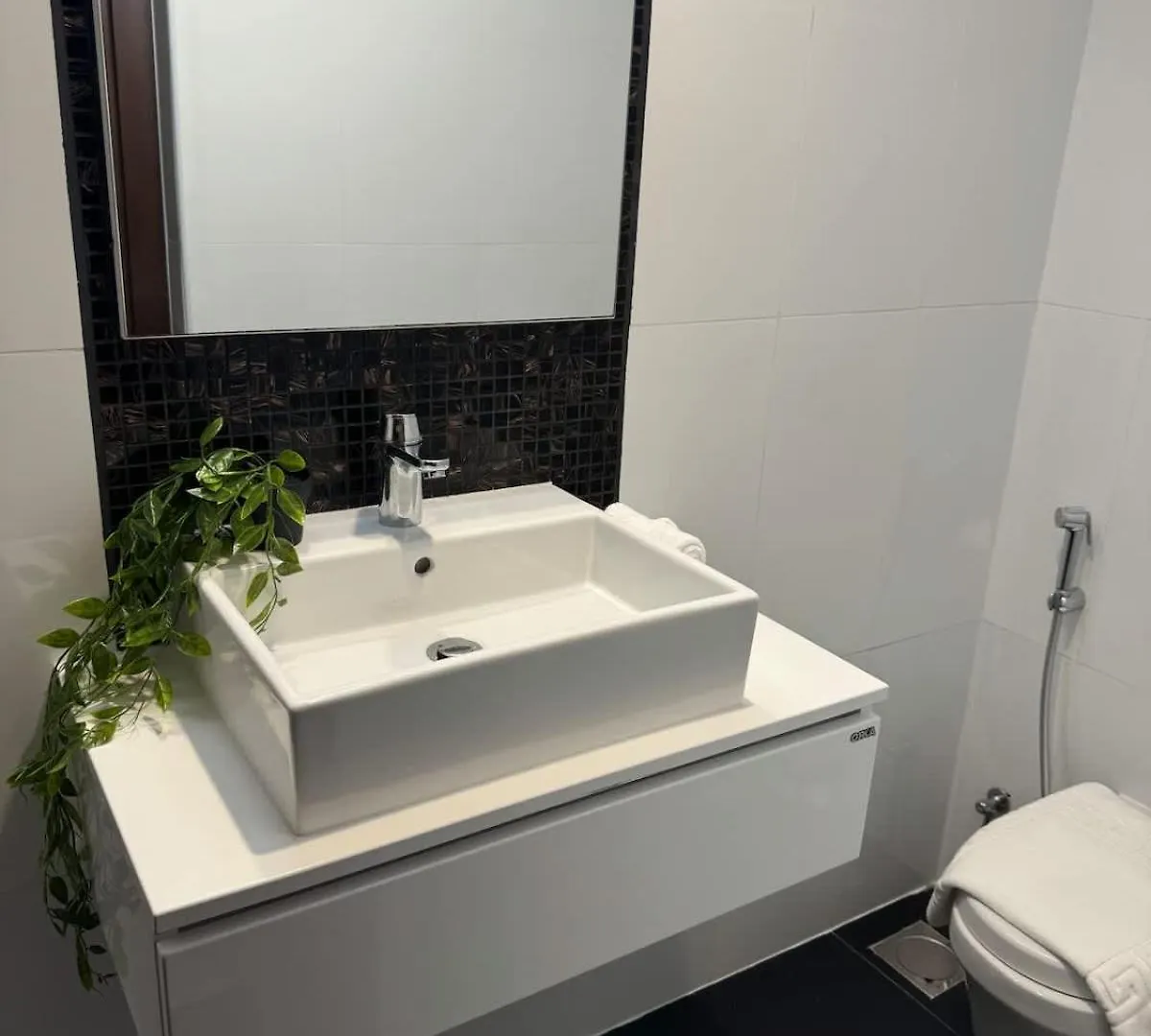 Brand New Jvc 1 Bed - Sleeps 4 Apartment Dubai